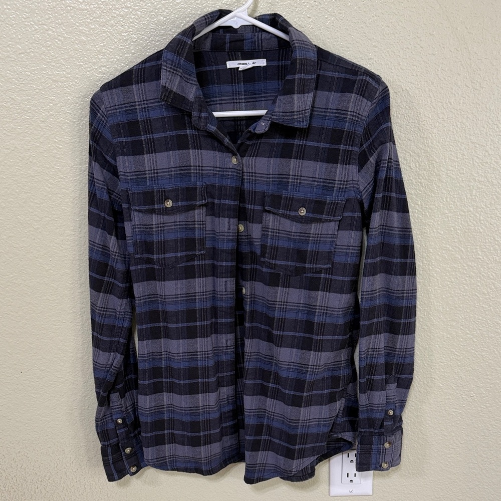 O'Neill Women's Black and Blue Plaid Button Down Shirt